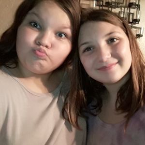 Meet your Posher, Crazysisters